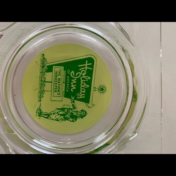 Ashtray - Picture 4 of 5